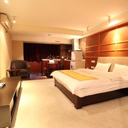 Chengdu Comma Apartment Hotel - Xinian Branch Room photo
